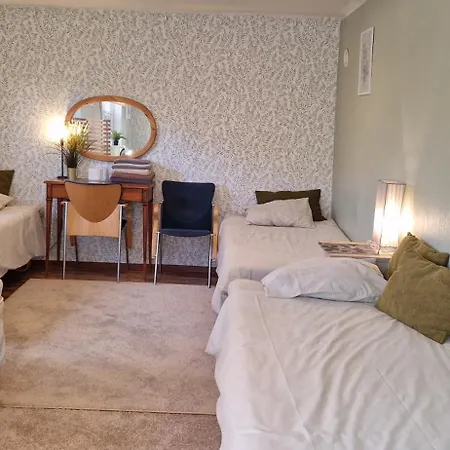 Хостел Freedom65 And Caravan Таллин