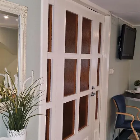 Freedom65 And Caravan