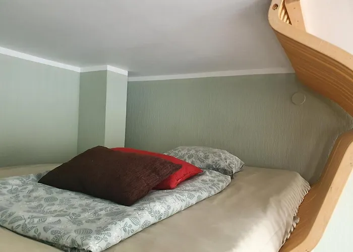 Hostel Freedom65 And Caravan Tallinn