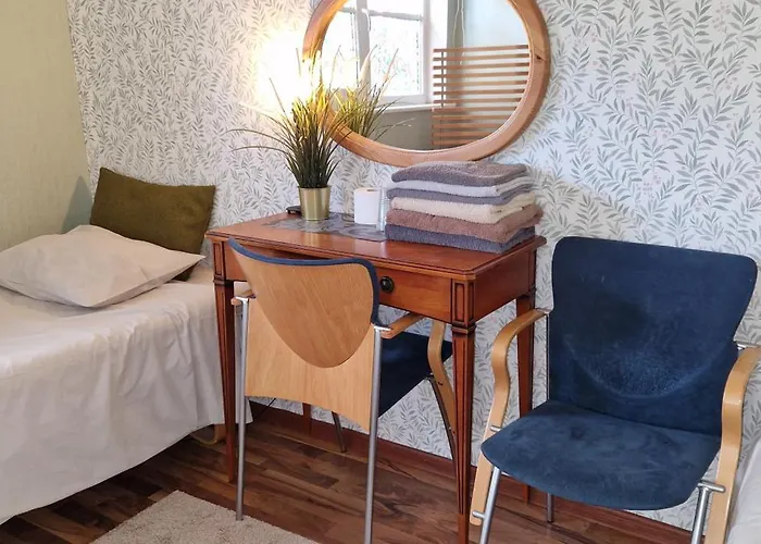 Freedom65 And Caravan Hostel Tallinn