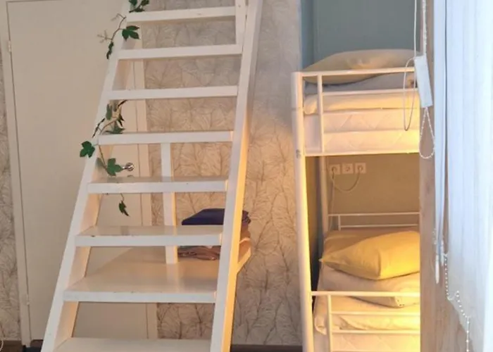 Freedom65 And Caravan Hostel Tallinn