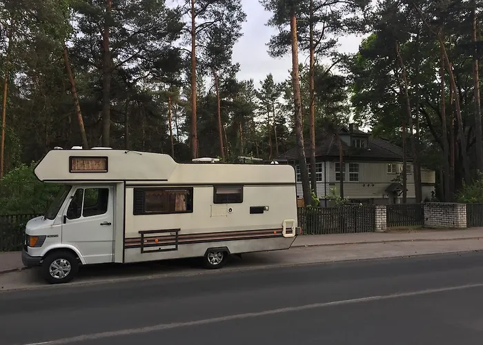 Freedom65 And Caravan