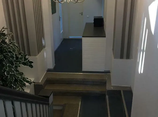 Хостел Freedom65 And Caravan Таллин