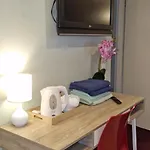 Hostel Freedom65 And Caravan