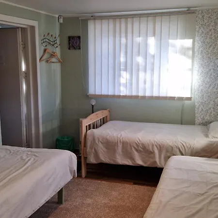 Hostel Freedom65 And Caravan *