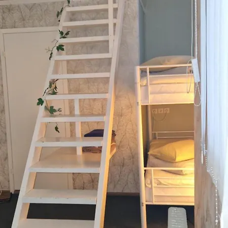 Freedom65 And Caravan Hostel Tallin